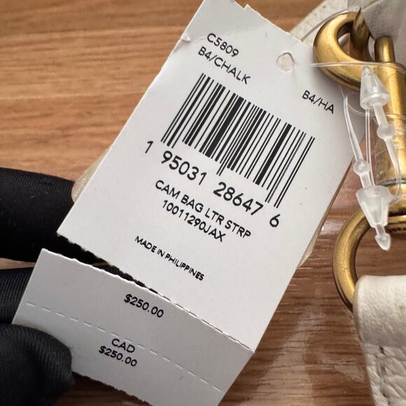 Coach Camera Bag In Chalk C5809 - Picture 6 of 7